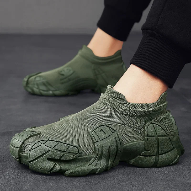 Men's Summer 2024 New Breathable Knitted Casual Sports Shoes Thick Bottom Running Socks Shoes Trendy Shoes Men's Shoes
