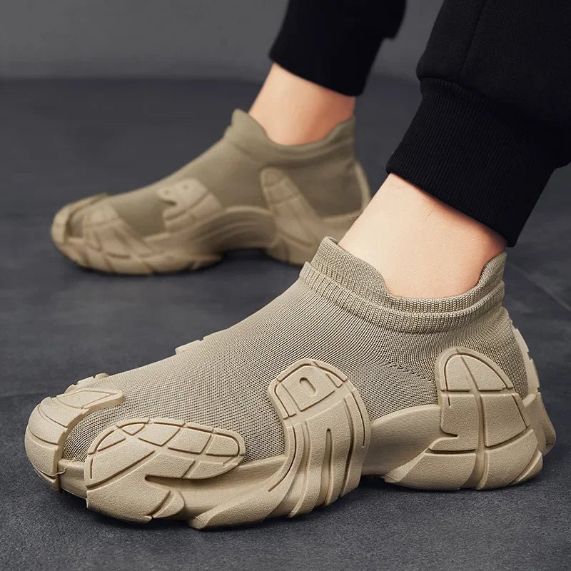 Men's Summer 2024 New Breathable Knitted Casual Sports Shoes Thick Bottom Running Socks Shoes Trendy Shoes Men's Shoes